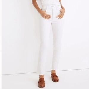 Madewell The Perfect Vintage Jean
Size 25 | 27” inseam | Excellent condition